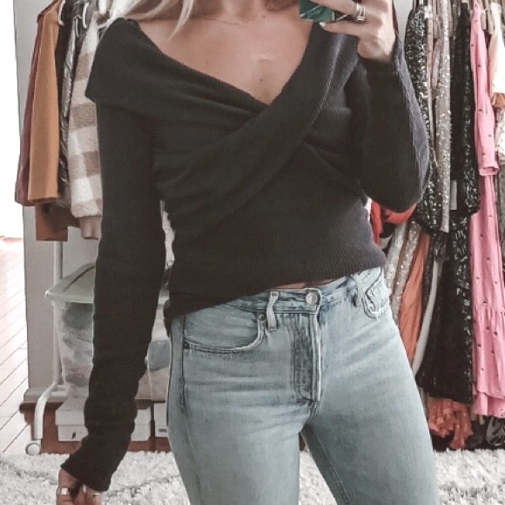Free People Knit Gray Off-the-Shoulder Long Sleeve NWT